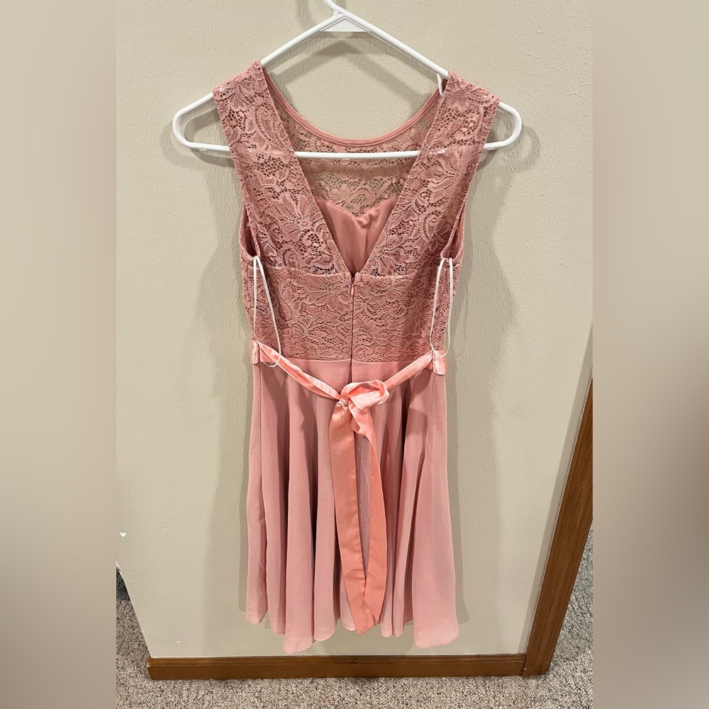 BeryLove Blush Pink Lace Cocktail Dress - Size Small - Picture 3 of 9